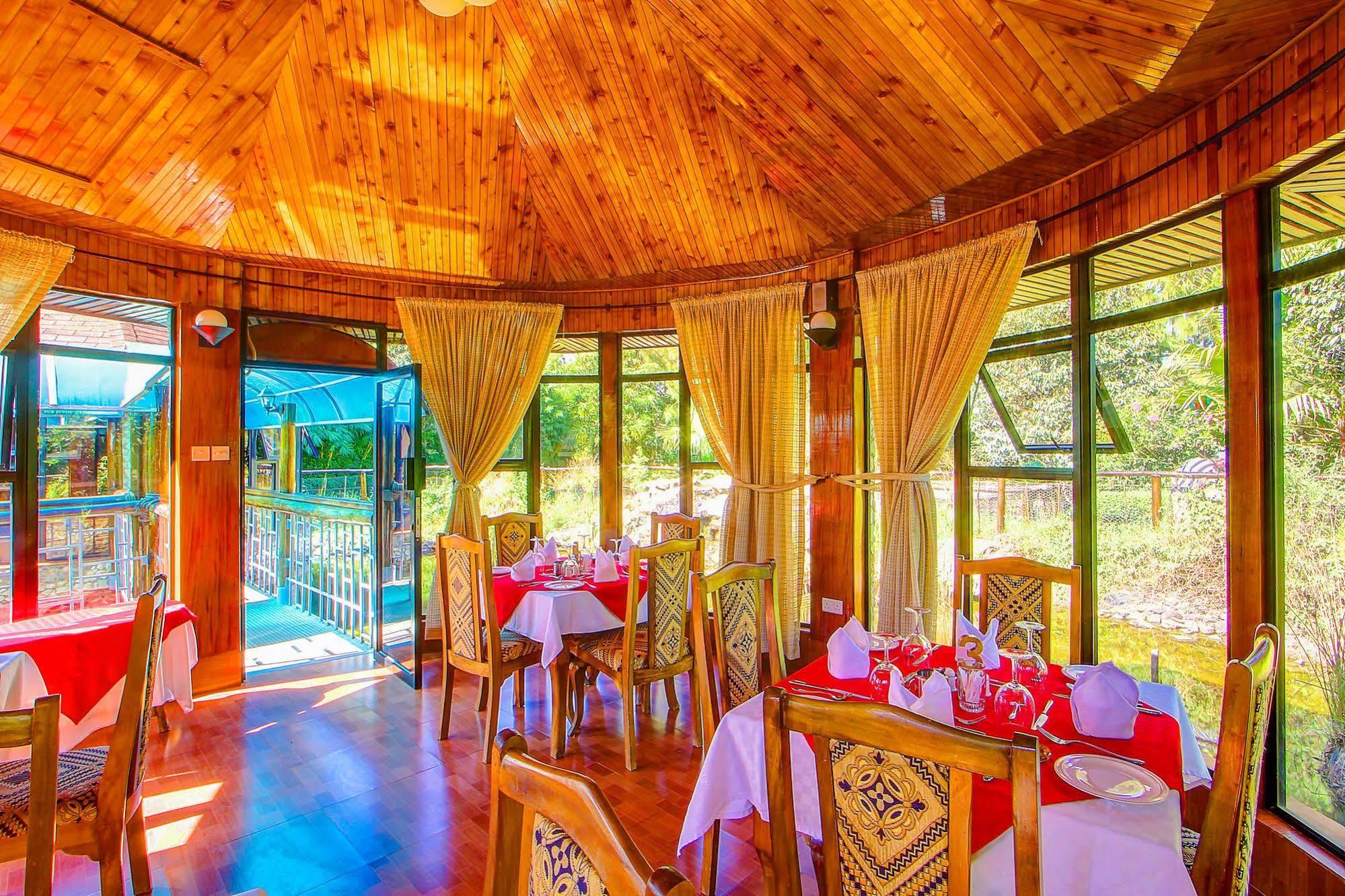 Poa Place Resort & Hotel - Where Nature Meets Comfort Eldoret Εξωτερικό φωτογραφία