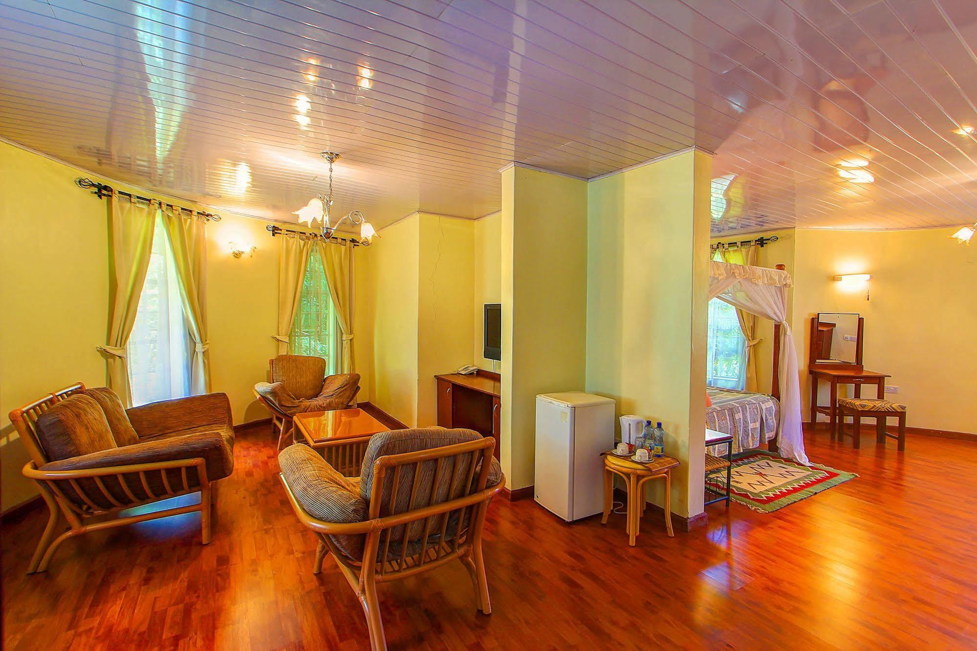 Poa Place Resort & Hotel - Where Nature Meets Comfort Eldoret Εξωτερικό φωτογραφία